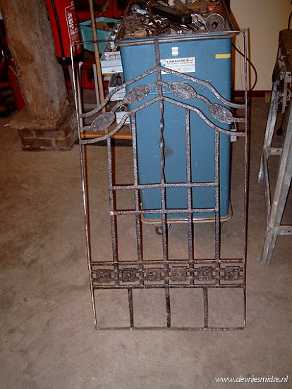 foto van te restaureren hekje