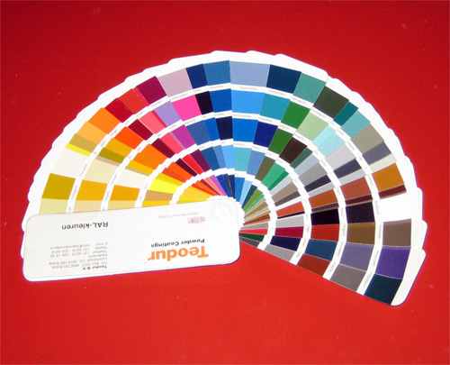 foto van poedercoat kleuren